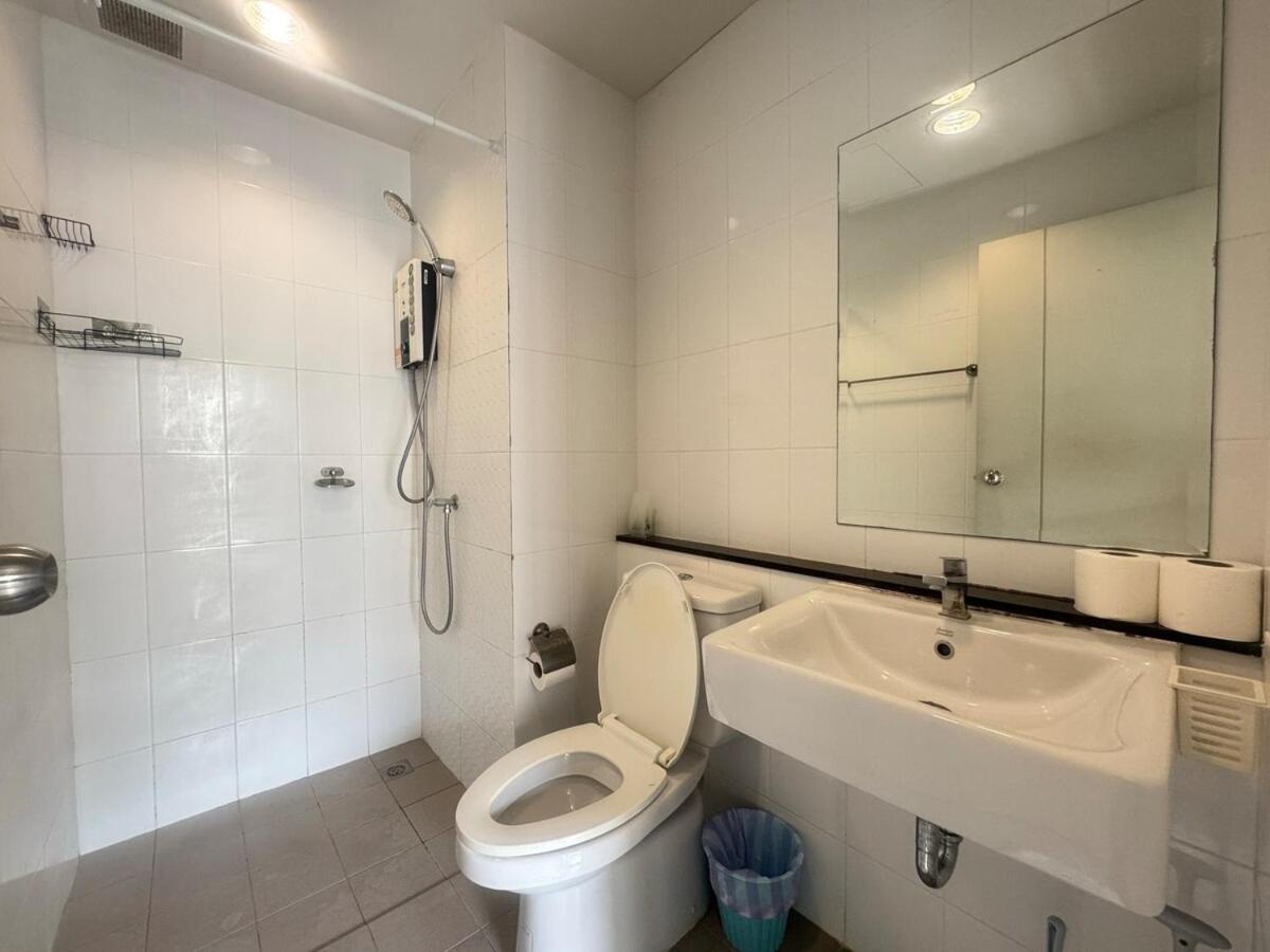 Unio Sukhumvit 72 Boutique Condo Ban Khlong Samrong エクステリア 写真